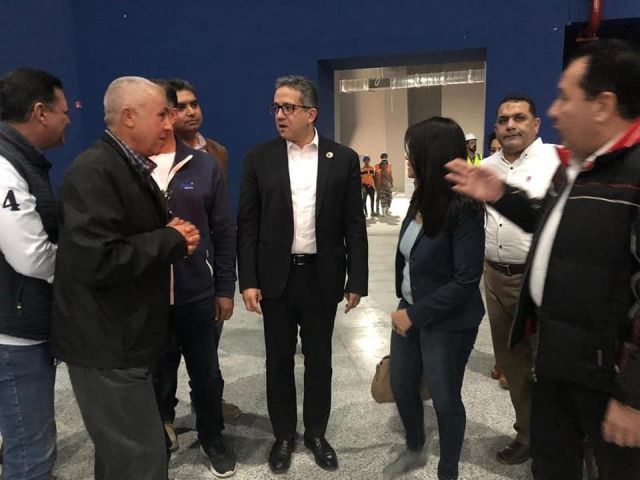 جانب من جولة وزير الآثار  و وزيرة السياحة داخل متحف شرم الشيخ