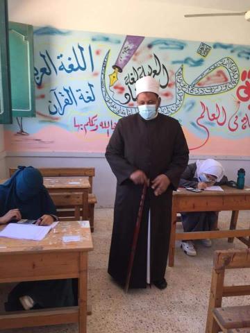ابوزيد يتابع امتحان الثانويه