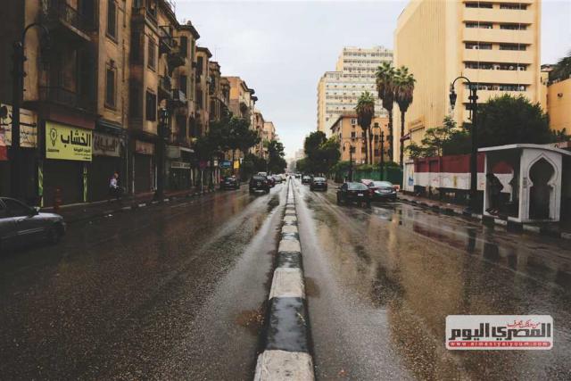 سقوط أمطار غزيرة علي شوارع القاهرة   - صورة أرشيفية