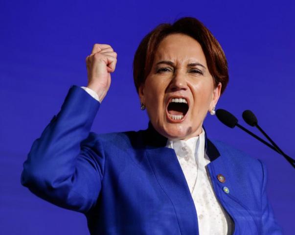 اكشنار زعيمة المعارضة التركية الجديدة