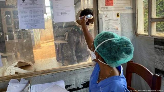 فيروس إيبولا يظهر في غينيا