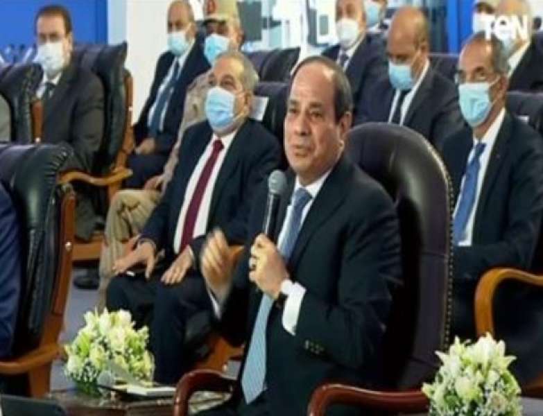 الرئيس السيسي يفتتح 4 مستشفيات ومجمع أمصال