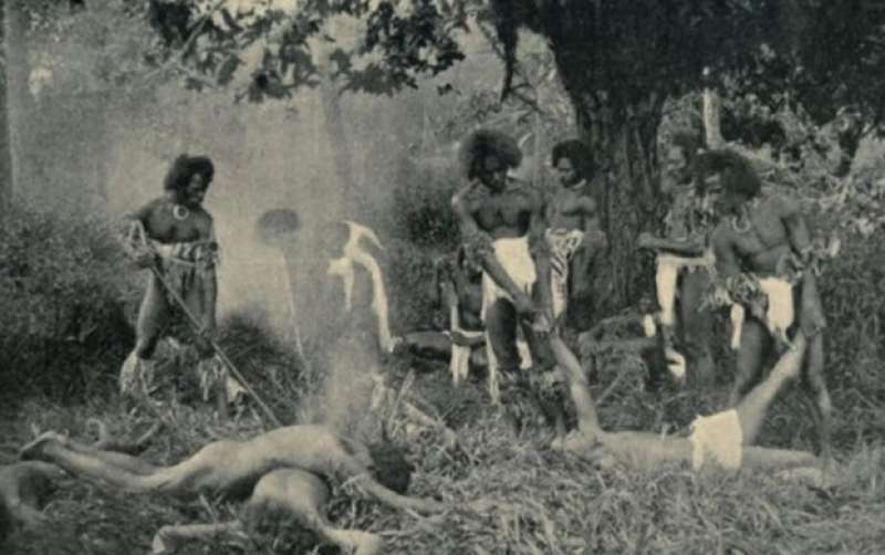 قبيلة في الكونغو تآكل البشر