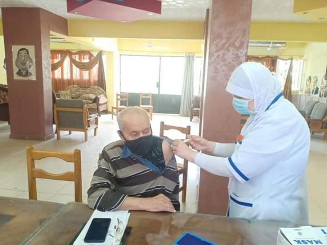 تطعيم كبار السن 