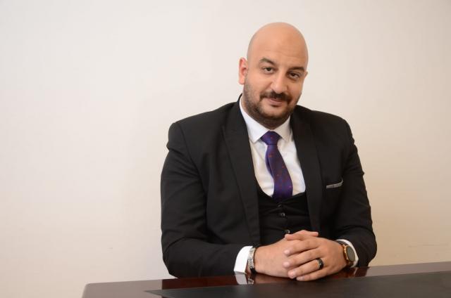 أحمد سمير الدسوقي..رئيس مجلس إدارة شركة نايس هوم 