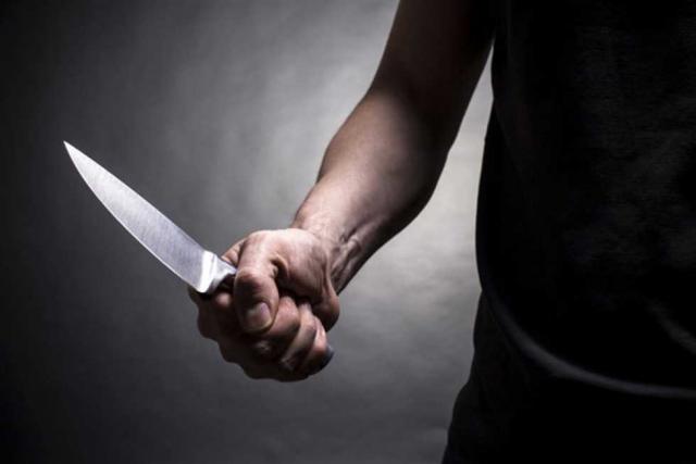 صورة تعبيرية لجريمة قتل بسكين - صورة أرشيفية
