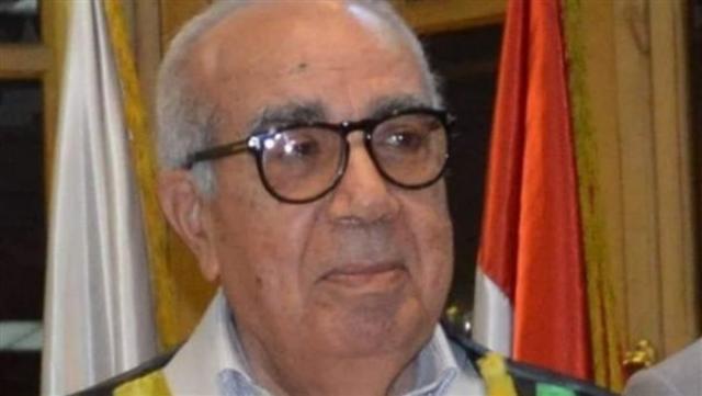 الدكتور محمود أبو النيل