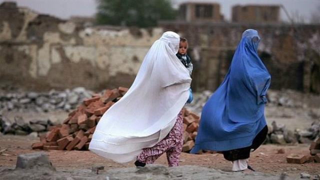 نساء أفغان