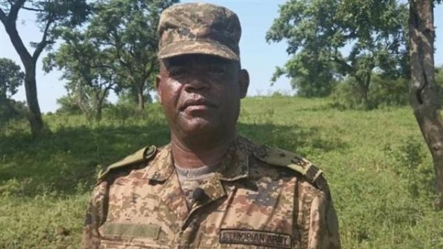 الجنرال ناصر أباديجا قائد الفرقة الثامنة بالجيش الإثيوبي