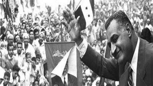 ذكرى وفاة الزعيم .. حكايات طه حسين عن جمال عبدالناصر