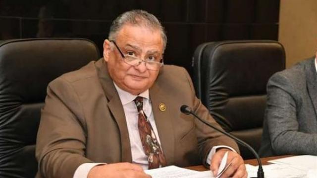 المستشار إبراهيم الهنيدي رئيس اللجنة التشريعية بمجلس النواب