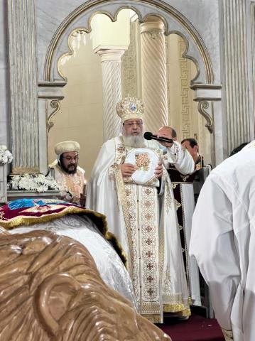 «البابا تواضروس» يترأس قداس عيد الغطاس بالكاتدرائية المرقسية بالإسكندرية