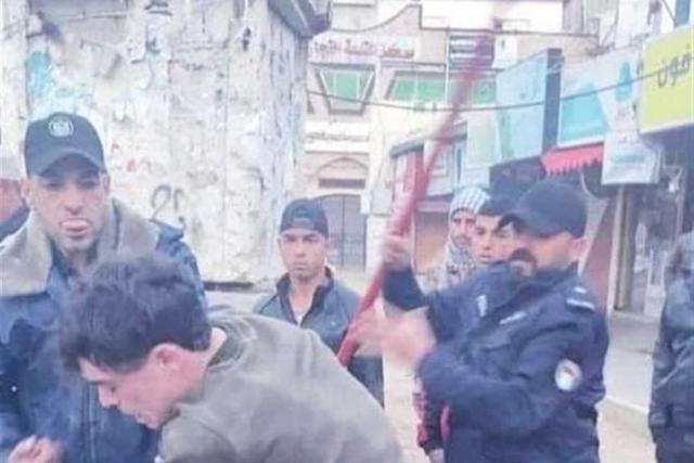 اعتداء شرطة حماس على بائع متجول- صورة أرشيفية