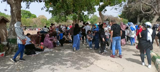 «الميدان» ترصد مظاهر احتفالات المواطنيين بعيد الفطر المبارك بمحافظة الإسكندرية