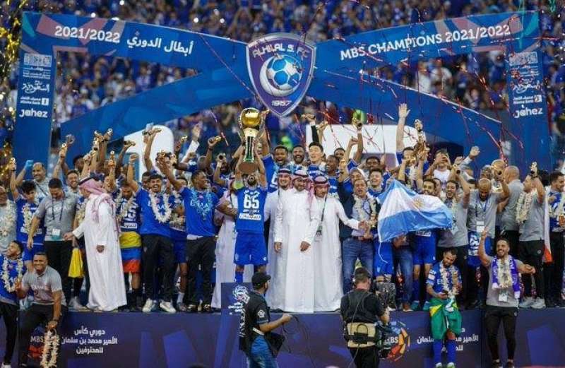 الهلال يتوج بالدوري السعودي 