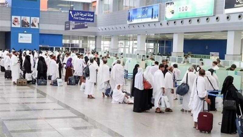 مصر للطيران تسير 15 رحلة جوية إلى جدة والمدينة لنقل حجاج بيت الله
