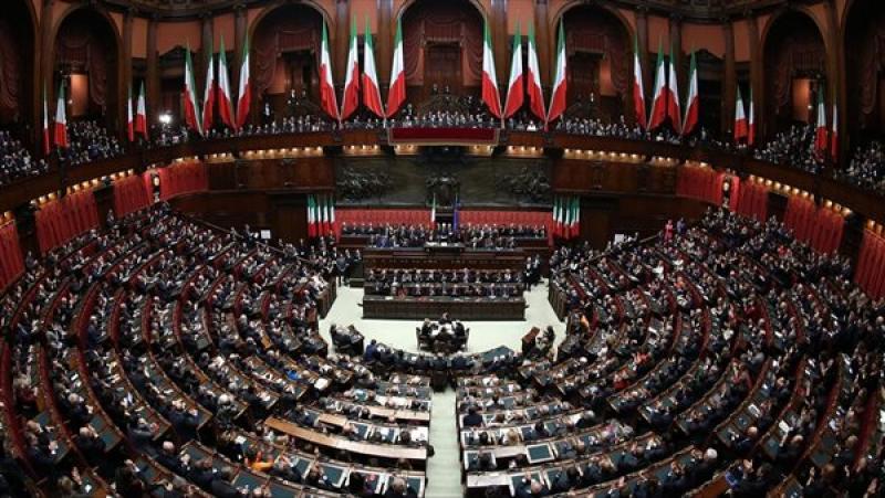 البرلمان الايطالي