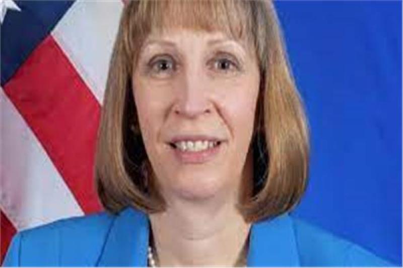 لين تريسي سفيرة الولايات المتحدة في روسيا