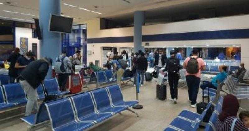 مطار مرسى علم الدولى يستقبل 27 رحلة طيران بينها 11 رحلة من بولندا