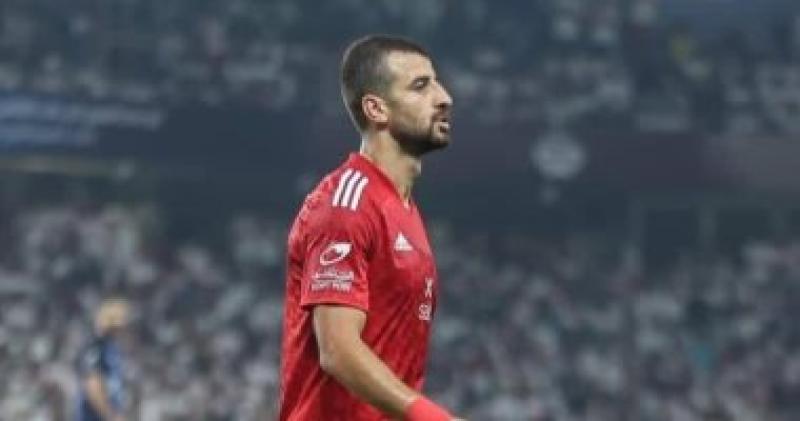 محمود متولى مدافع الاهلى