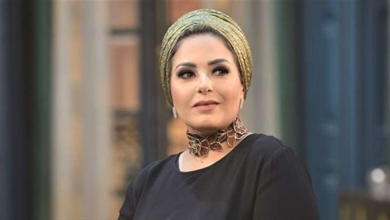 الفنانة صابرين 