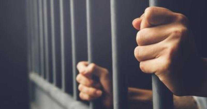 ضبط المتهم بقتل سيدة داخل مسكنها فى منشأة القناطر بالجيزة