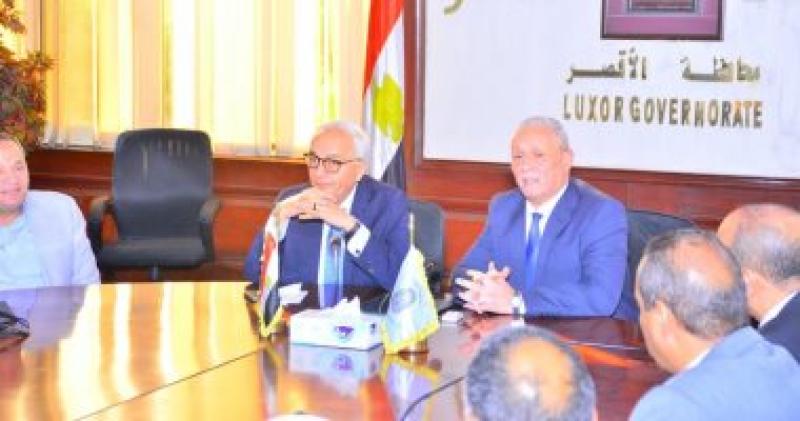 وزير التعليم خلال اجتماعه بمحافظة الاقصر