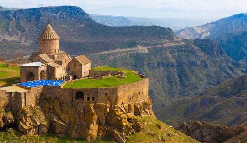أرمينيا تعلن إيواء 45 ألف نازح من قره باغ