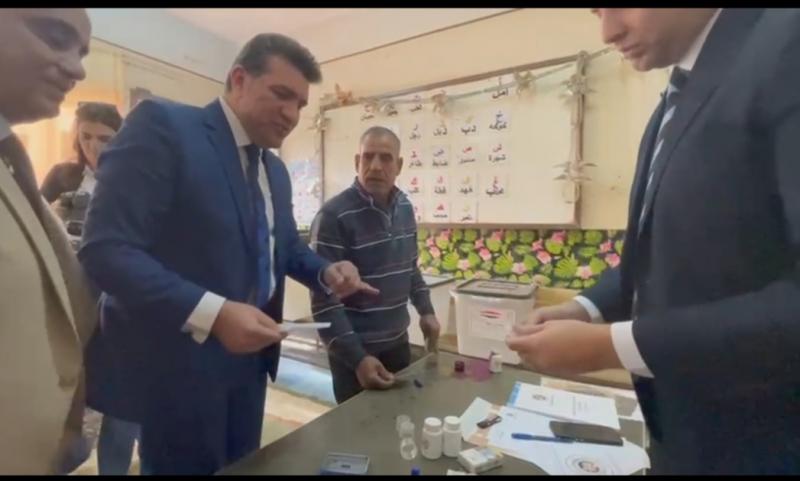 الكيميائ عماد حمدى