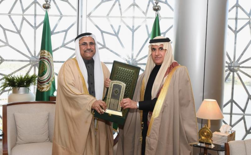 مندوب السعودية مع رئيس البرلمان العربي 