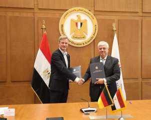 وزير الدولة للعلوم والثقافة الألماني يزور القاهرة
