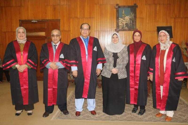 جامعة المنوفية تمنح الباحثة فاتن زين العابدين محمد درجة الماجستير بتقدير ممتاز