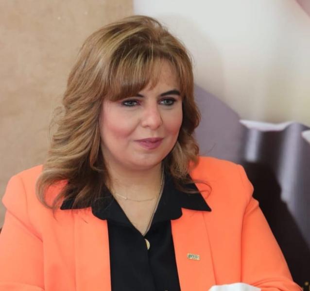 عايدة محى الدين رئيس سكرتارية المرأة بالاتحاد العام لنقابات عمال مصر 