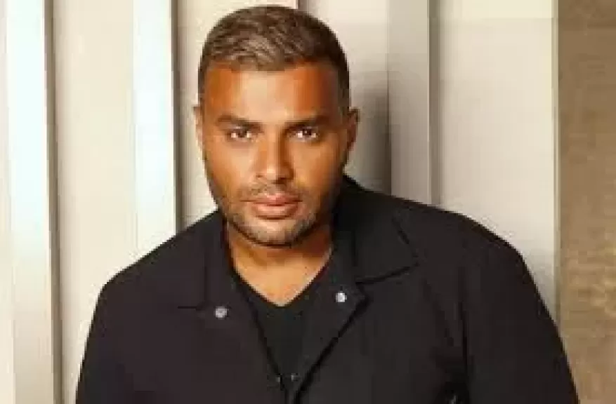 الفنان رامي صبري
