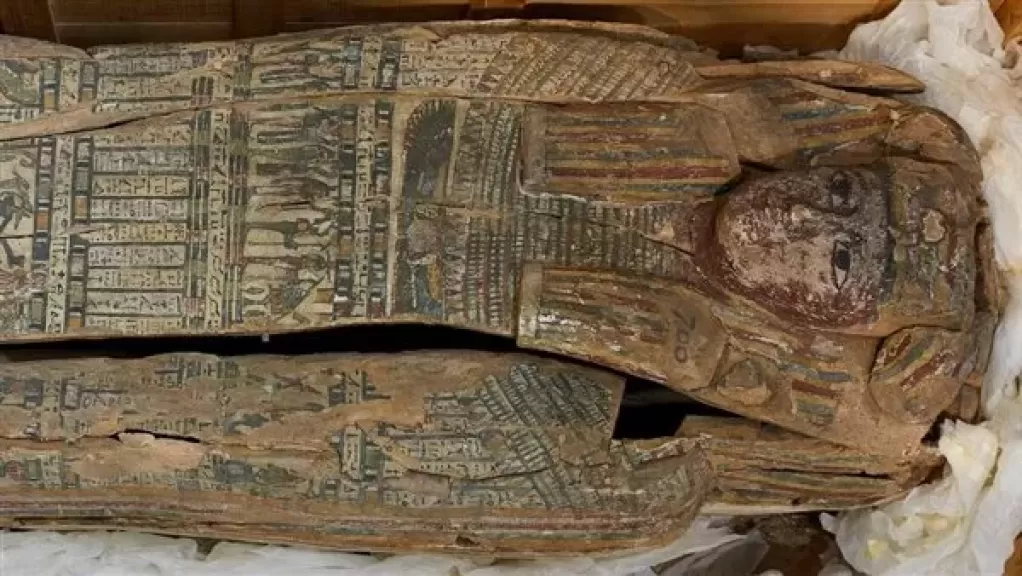 قطع أثرية مصرية مستردة من أيرلندا