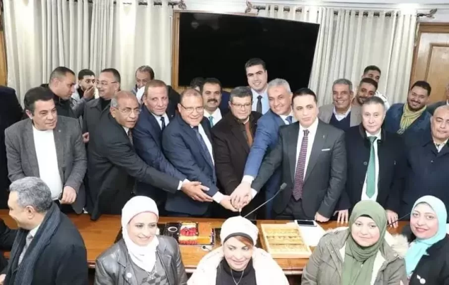جانب من المتابعة