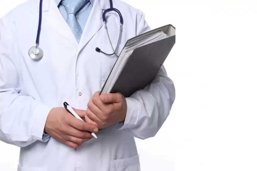 شرط موافقة وزارة الصحة وهيئة الدواء .. ضوابط استضافة الأطباء واعلانات الادوية