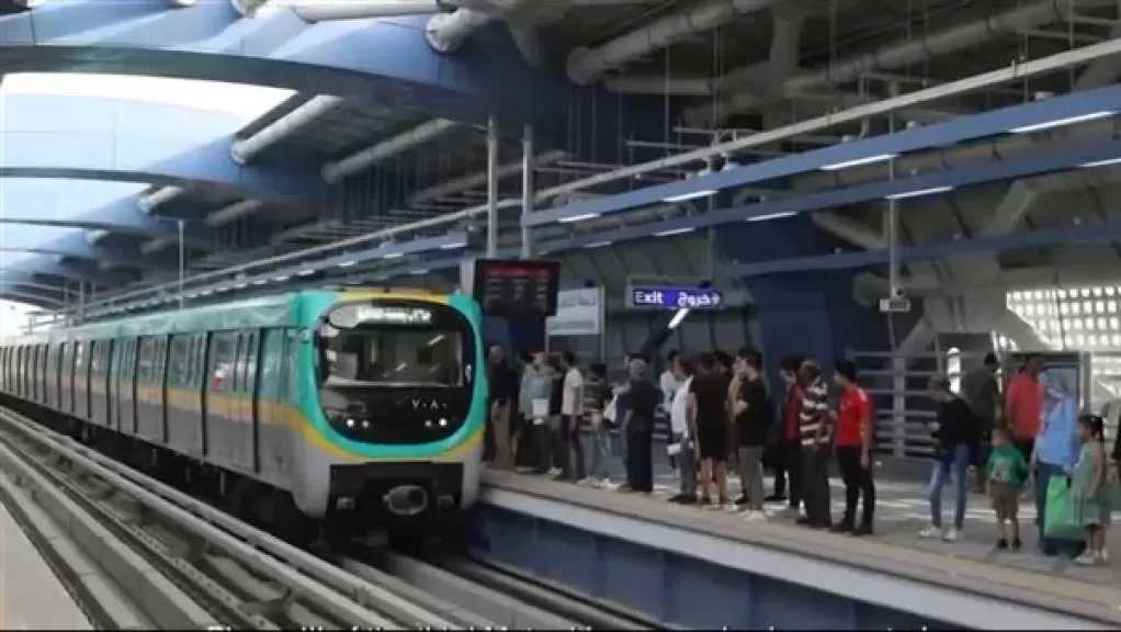 مواعيد تشغيل مترو الأنفاق والقطار الكهربائي الخفيف LRT
