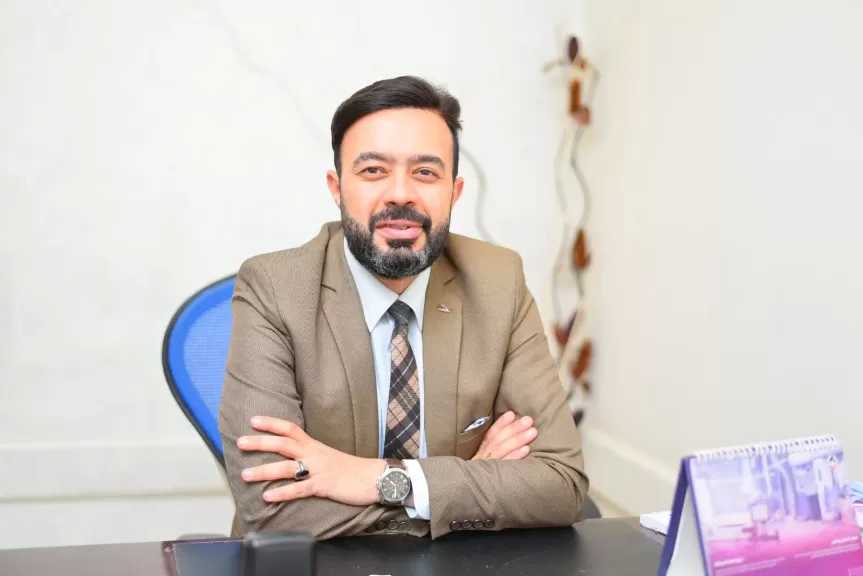 الدكتور أحمد عاصم الملا: نصائح هامة للحوامل بعد الخروج من رمضان خاصة بعد عمليات الحقن المجهري