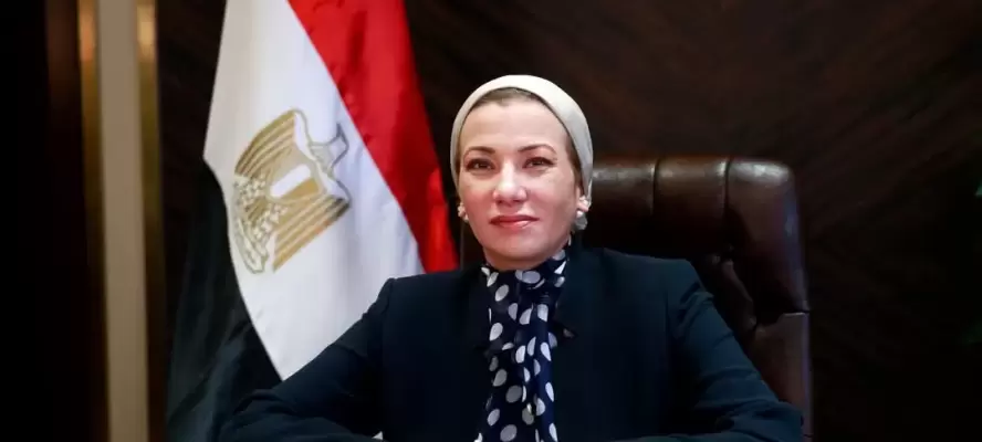 البيئة تتحرك لاحتواء حرائق زهراء المعادي وتكشف مصدر التلوث