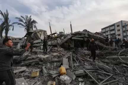 استشهاد 5 فلسطينيين في قصف إسرائيلي استهدف سوق الفالوجا شمال غزة