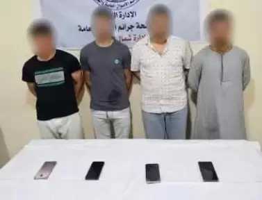 الإطاحة بعصابة انتحلت صفة موظفي بنوك لسرقة المواطنين