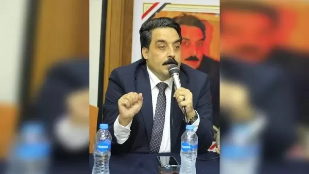 إيهاب محمود، رئيس اللجنة الاقتصادية بحزب “الجيل الديمقراطي”  بالإسكندرية