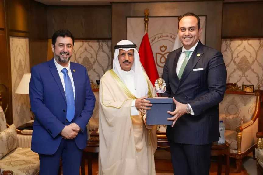د. أحمد السبكي: حملات توعية وتثقيف صحي مشتركة ضمن أوجه التعاون مع الاتحاد العربي