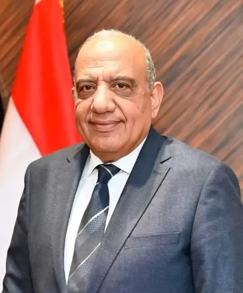 وزير الكهرباء والطاقة المتجددة