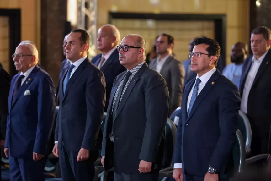 وزير الشباب ورئيس اللجنة الاولمبية خلال الاحتفالية