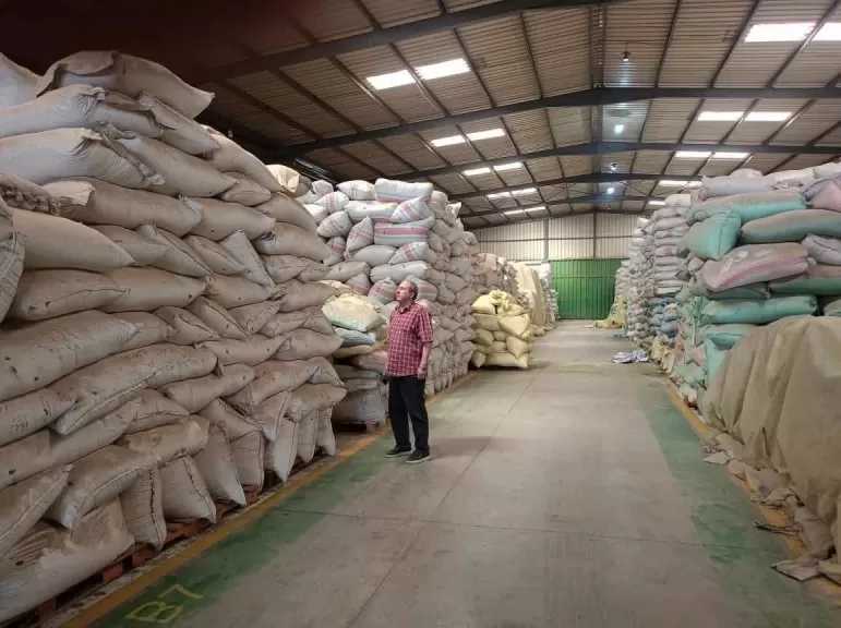 ضبط 4 طن أعشاب مجهولة المصدر  خلال حملات تفتيشية موسعة بنطاق مركز بلبيس