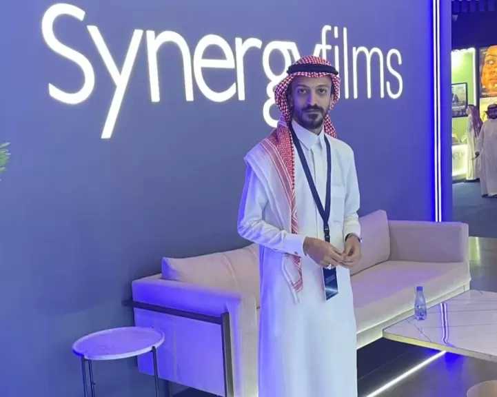 كريم صلاح الدين يتألق في السعودية ويفوز بجائزة أفضل ممثل دور أول.. ويخطف أنظار احتفال الثقافة