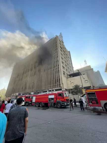 حريق سنترال رمسيس.. 21 مصابًا و17 سيارة إسعاف بموقع الحادث