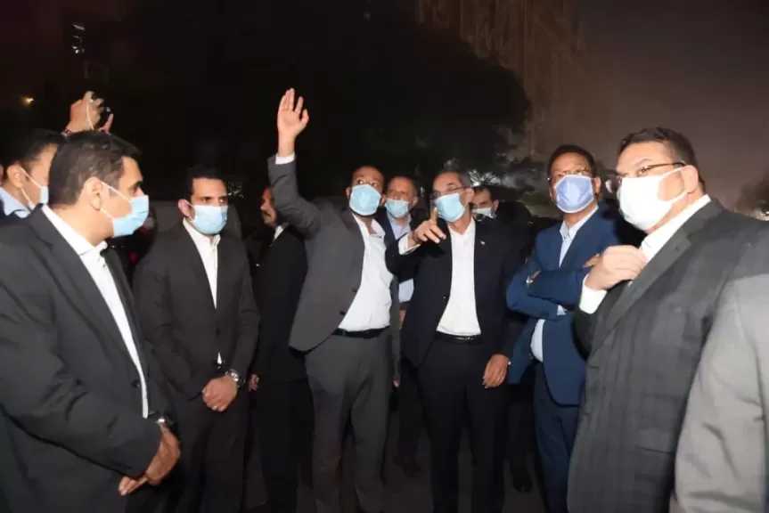 وزير الاتصالات يقطع زيارته لخارج مصر ويوجه بتعويض المستخدمين المتضررين ويزور المصابين فى الحادث
